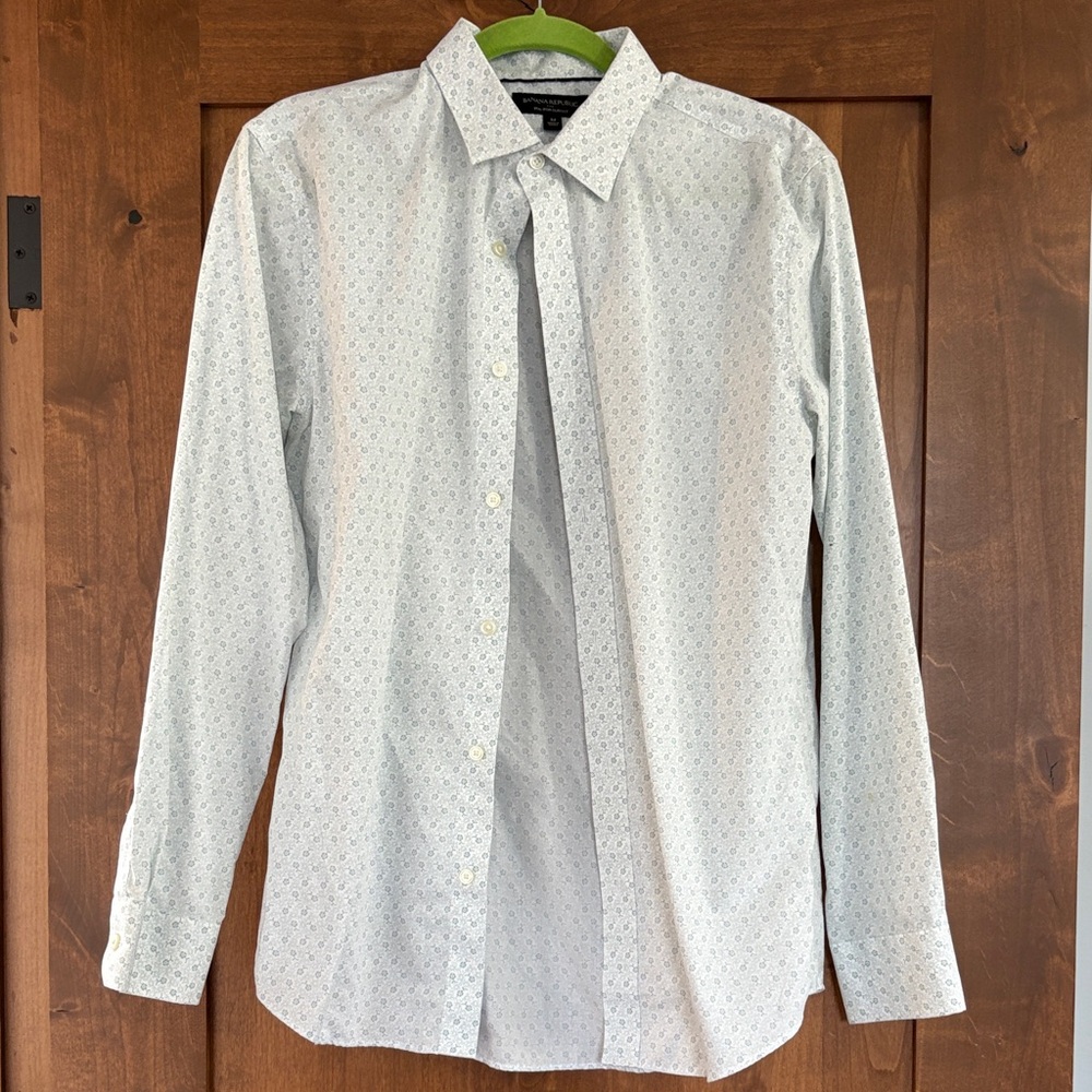 Banana Republic Light Blue Patterned Shirt